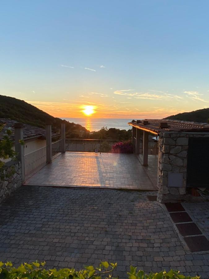 فيلا Nisportino, Elba. Bilocale Con Patio Vista Mare. Casale Gastagno المظهر الخارجي الصورة