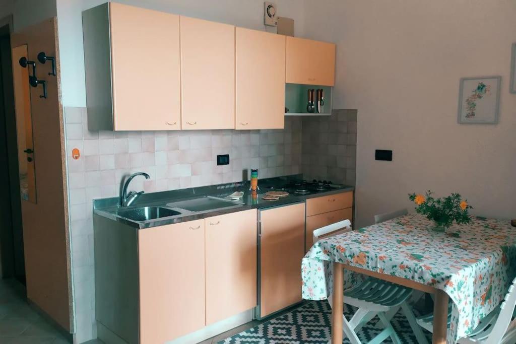فيلا Nisportino, Elba. Bilocale Con Patio Vista Mare. Casale Gastagno المظهر الخارجي الصورة